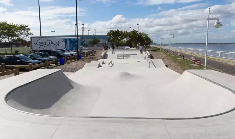 Skatepark - Long Beach, New York, U.S.A.