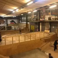 Empire Skate Building - Montraux