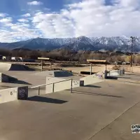 Lone Pine Skate Plaza