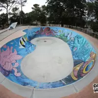FUVEAU SKATEPARK - Bowl from Shallow to deep.