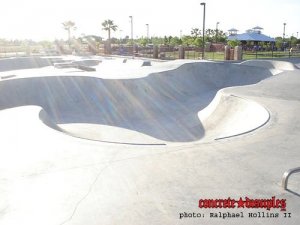 Brentwood Skatepark - Brentwood, California, U.S.A.