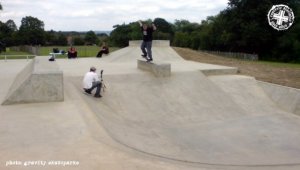 Dorking Skatepark - Dorking, United Kingdom