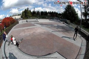 Highland Center Skate Plaza - Bellevue, Washington, U.S.A.