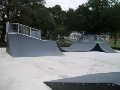 Parkside Place Skate Park - Portsmouth, Virginia, USA