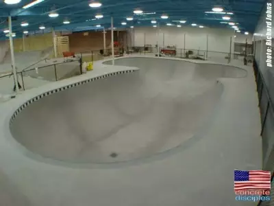 Modern Skate and Surf - Grand Rapids, Michigan, U.S.A.