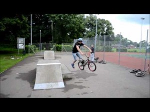 a few clips at abbots Langley badass skatepark