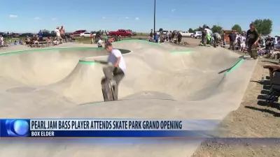 Jeff Ament helps build skate park in Box Elder
