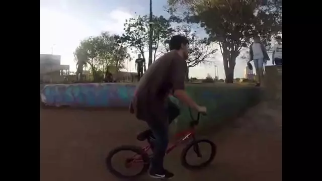 Domingos de BMX en el Skatepark de Encarnación-Paraguay