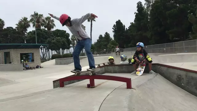 The New Obstacles At Coronado Skatepark Tour and Session