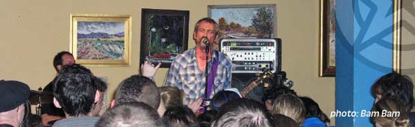 Mike Watt donating to the cause - That rules!
