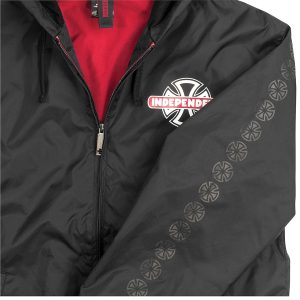 images_com_hikashop_upload_indy-conditioned-hooded-closeup
